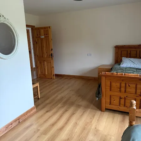 #1 - Family Or Triple In Ballinamore, Leitrim * Баллинамор